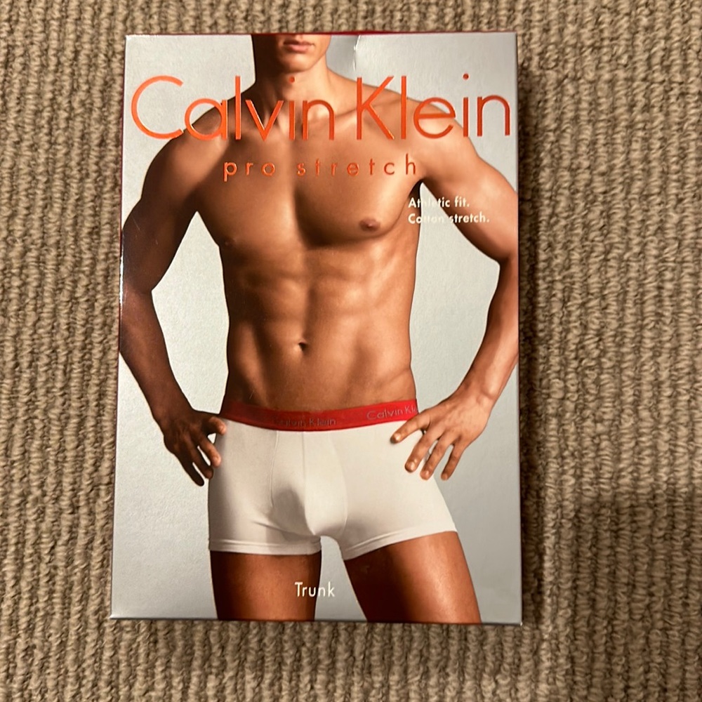Calvin Klein Pro Stretch Trunk Size Small in Black